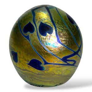 1-77 Kent Fiske Art Glass Egg Paperweight Hanging Hearts Gold Iridescent & Blue